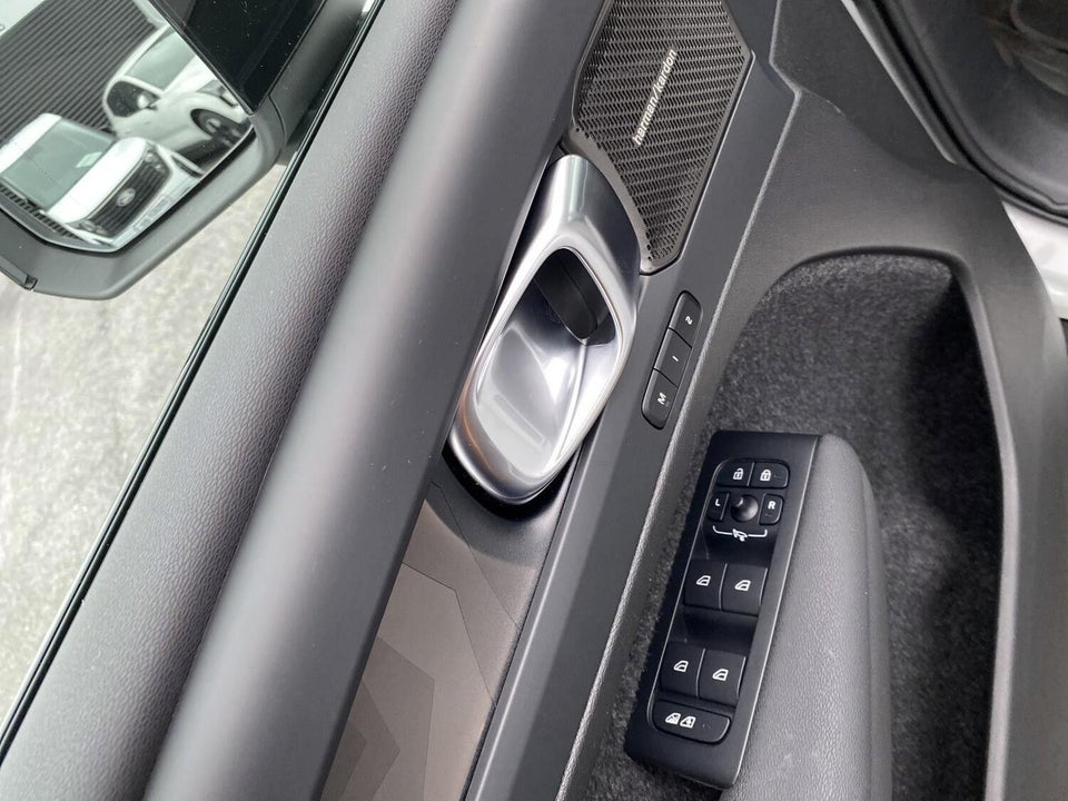 Volvo XC40 P6 ReCharge Ultimate 5d