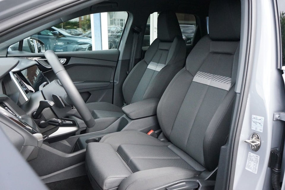 Audi Q4 e-tron 45 S-line 5d