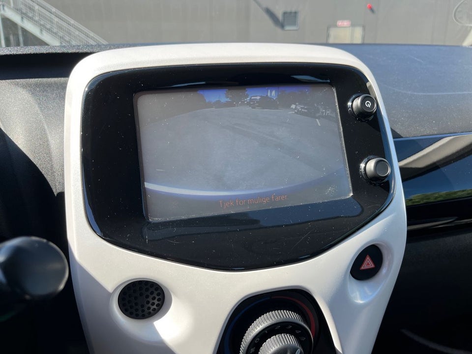 Toyota Aygo 1,0 VVT-i x-pure 5d