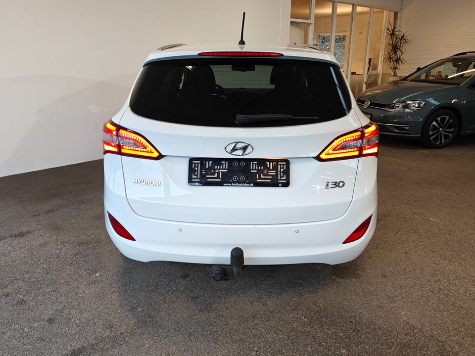 Hyundai i30 1,6 CRDi 110 Active+ CW 5d