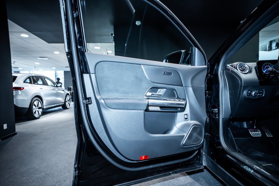 Mercedes EQA350 AMG Advance 4Matic 5d