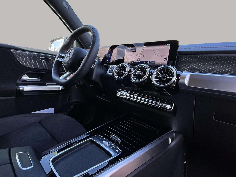 Mercedes EQB250+ AMG Advance 5d