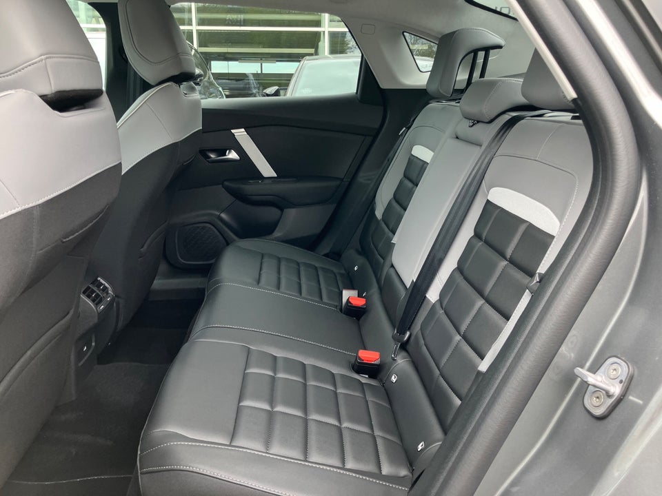 Citroën ë-C4 X 54 Max 4d