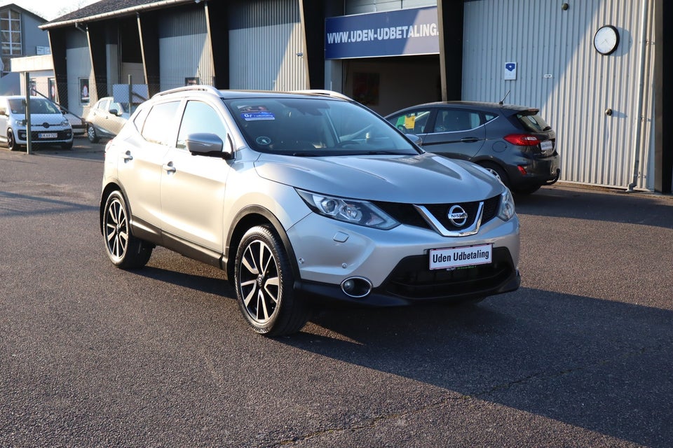 Nissan Qashqai 1,2 Dig-T 115 Tekna 5d