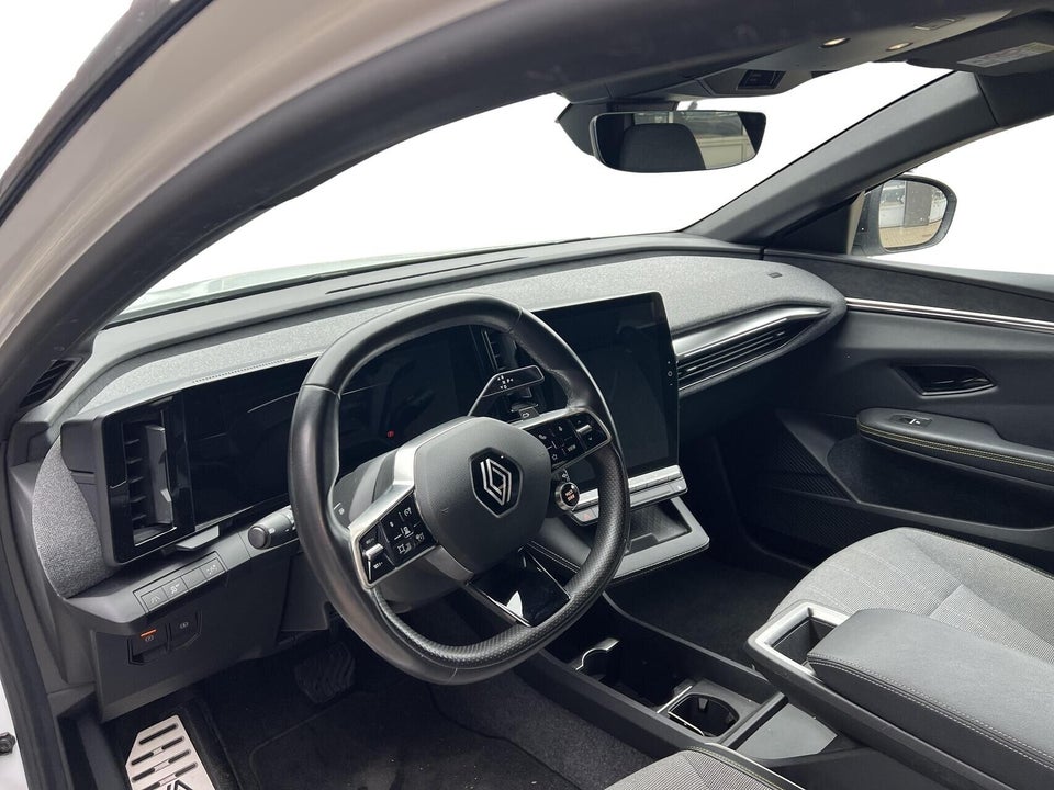Renault Megane E-Tech 60 Techno 5d