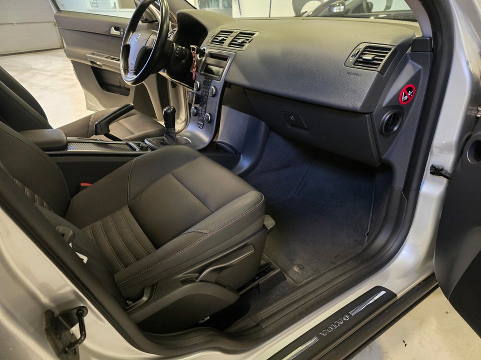 Volvo V50 1,6 D DRIVe 5d