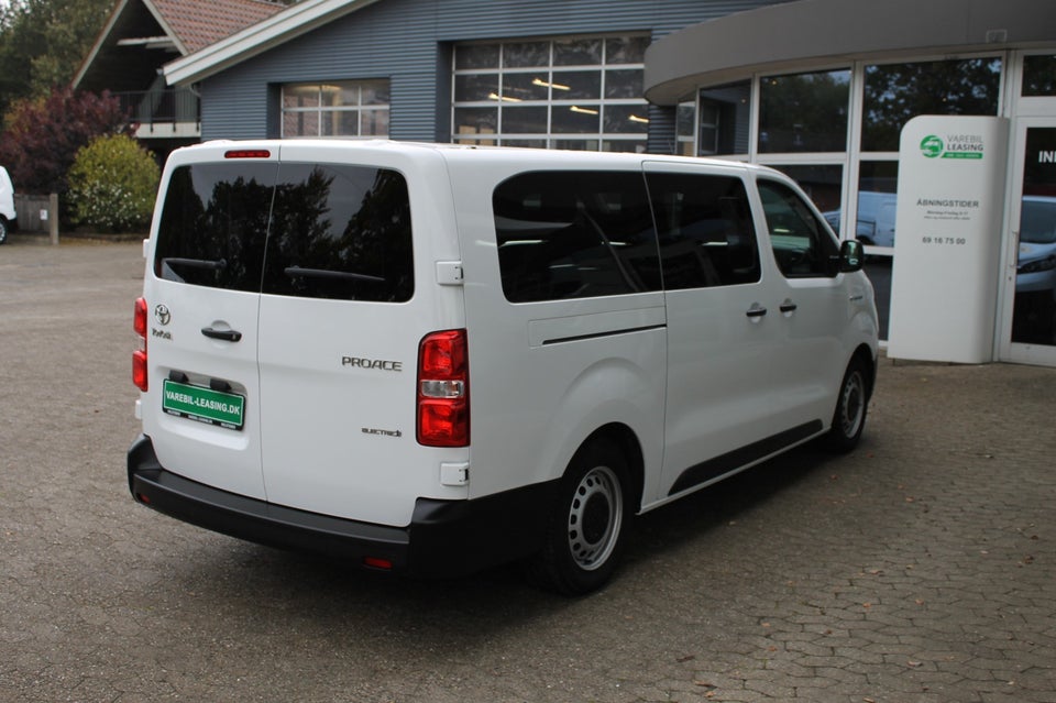 Toyota ProAce Verso 75 Long Combi 5d