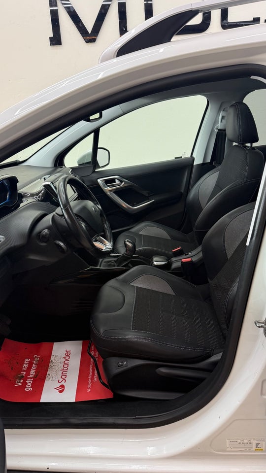 Peugeot 2008 1,2 e-THP 110 Allure Sky 5d