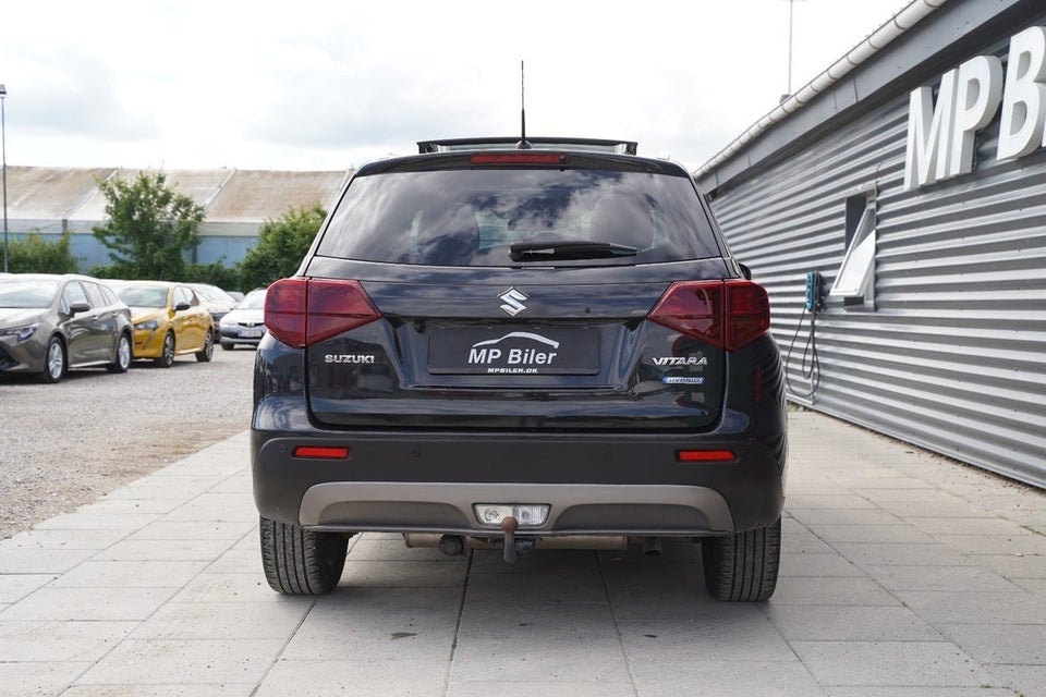 Suzuki Vitara 1,4 mHybrid Style aut. 5d