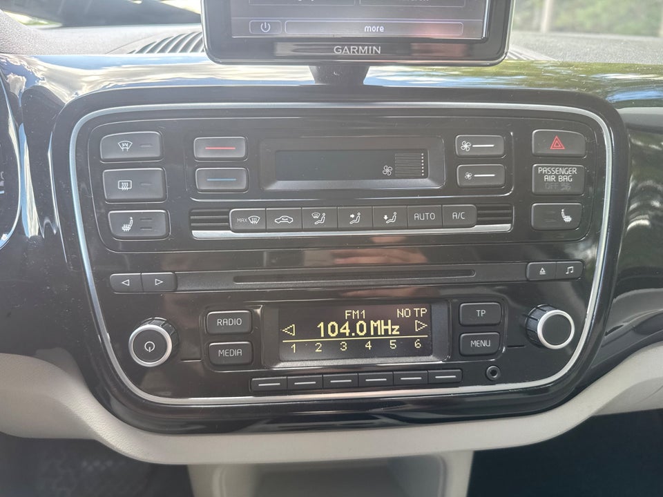 VW e-Up! High Up! 5d