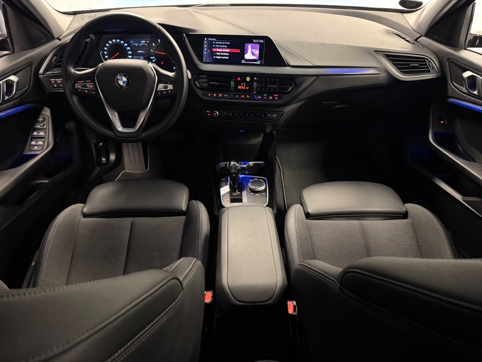 BMW 118i 1,5 Sport Line aut. 5d