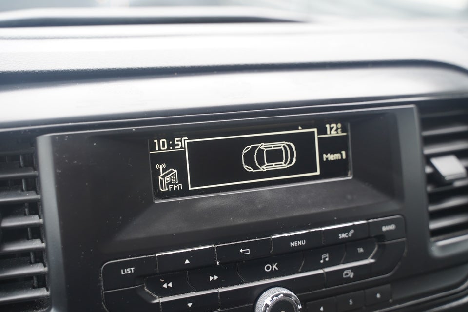 Toyota ProAce 2,0 D 120 Medium Base 5d