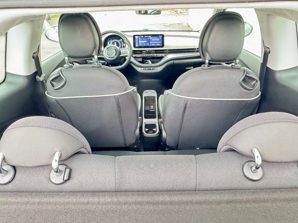 Fiat 500e 42 Icon 3d