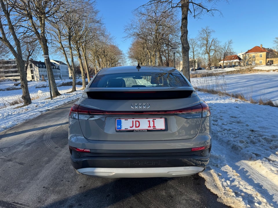 Audi Q4 e-tron 35 Advanced 5d