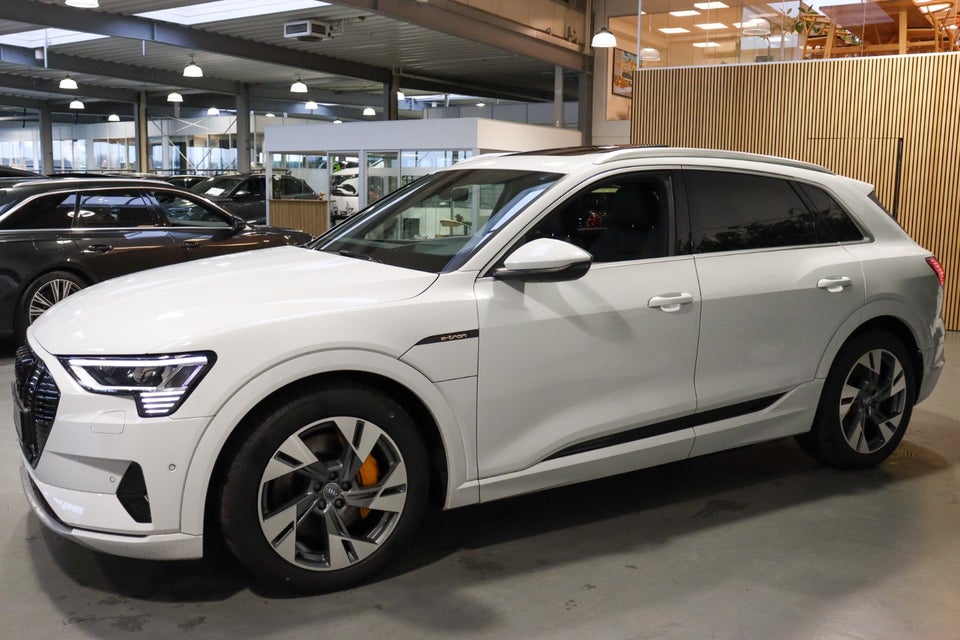 Audi e-tron 50 S-line quattro 5d