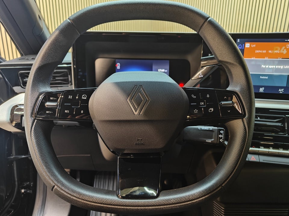 Renault 5 E-Tech 40 Evolution 5d
