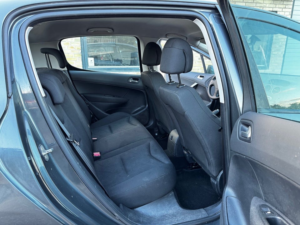 Peugeot 308 1,6 HDi 110 Comfort+ aut. 5d