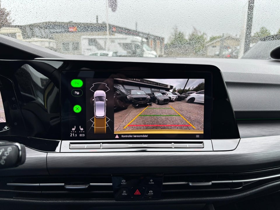 VW Golf VIII 1,4 eHybrid DSG 5d