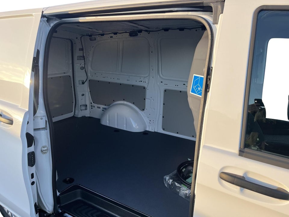 Mercedes eVito 112 A2 Kassevogn