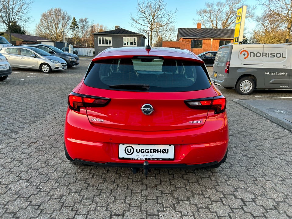 Opel Astra 1,4 T 125 Enjoy 5d