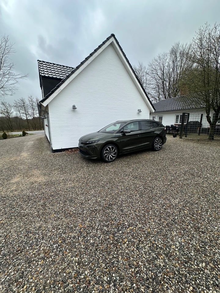 Skoda Enyaq 85 iV Sportline Maxx 5d