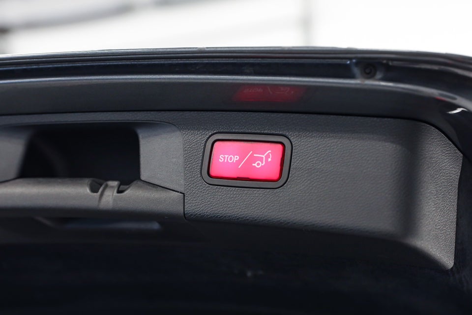 Mercedes E300 de 2,0 AMG Line stc. aut. 5d