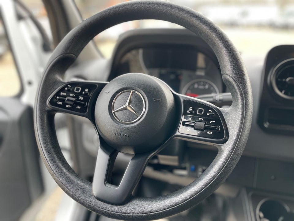 Mercedes Sprinter 319 3,0 CDi R3 Kombi 5d