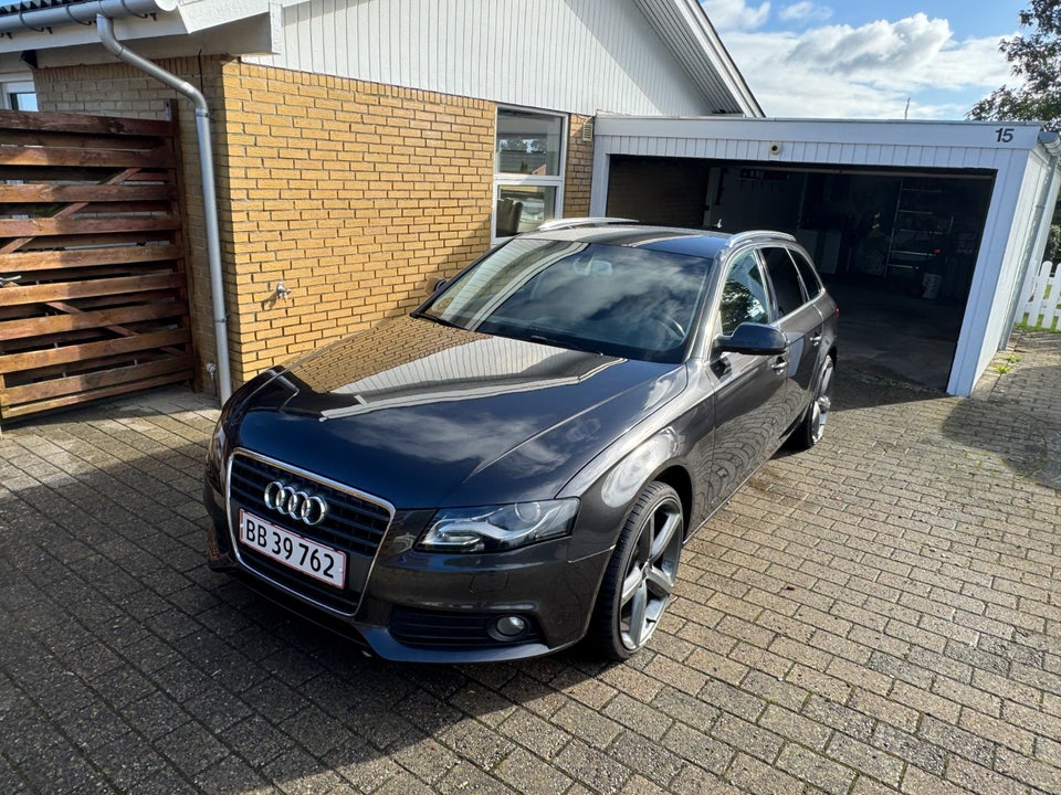 Audi A4 2,0 TDi 143 Avant Multitr. 5d