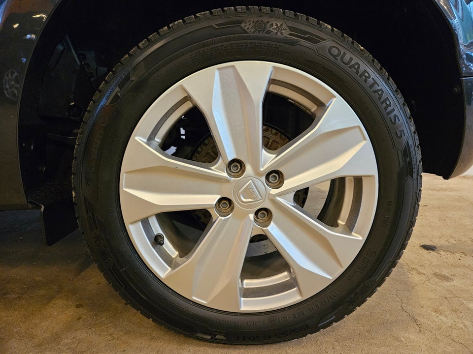 Dacia Sandero 1,0 TCe 90 Essential 5d