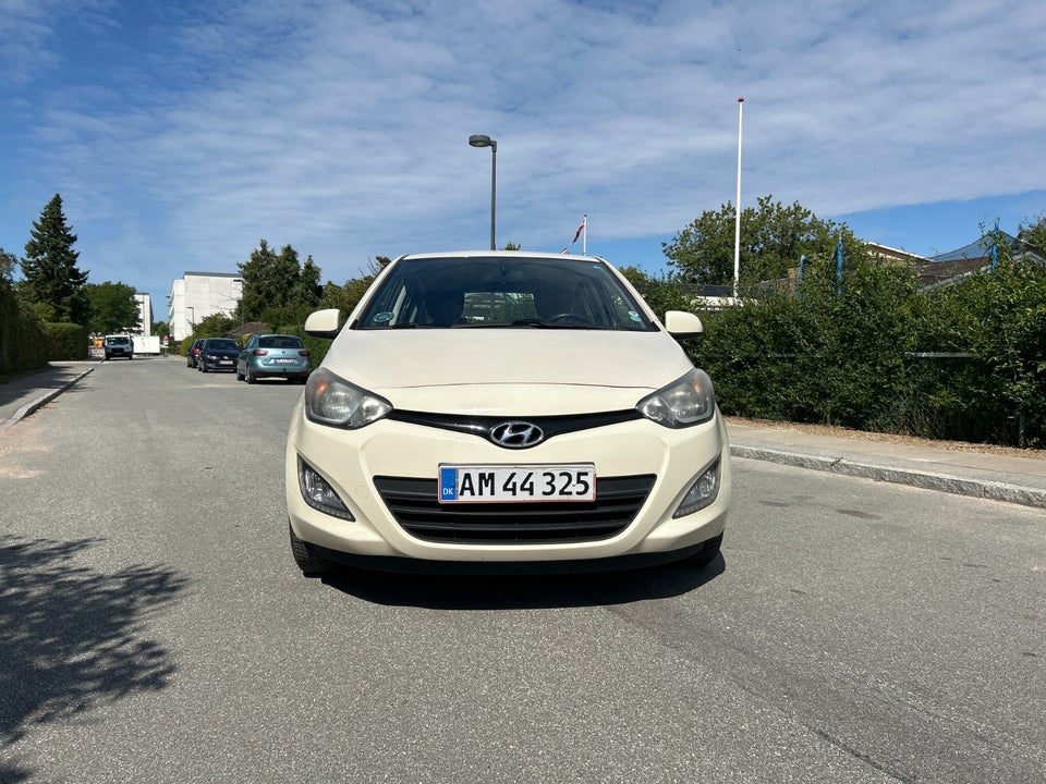 Hyundai i20 1,25 Comfort 5d