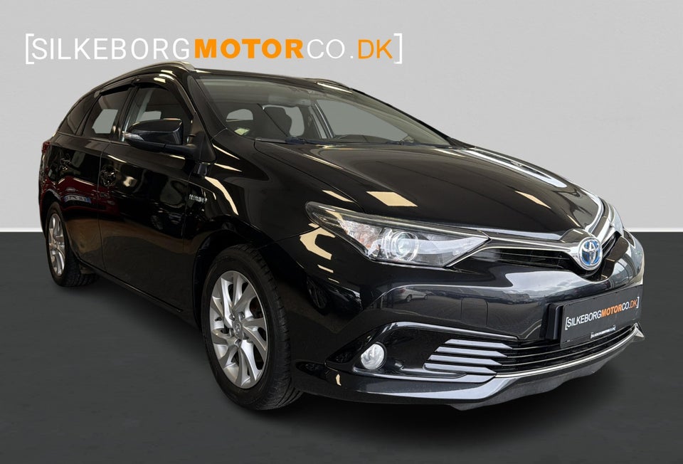 Toyota Auris 1,8 Hybrid H2 Comfort Touring Sports CVT 5d