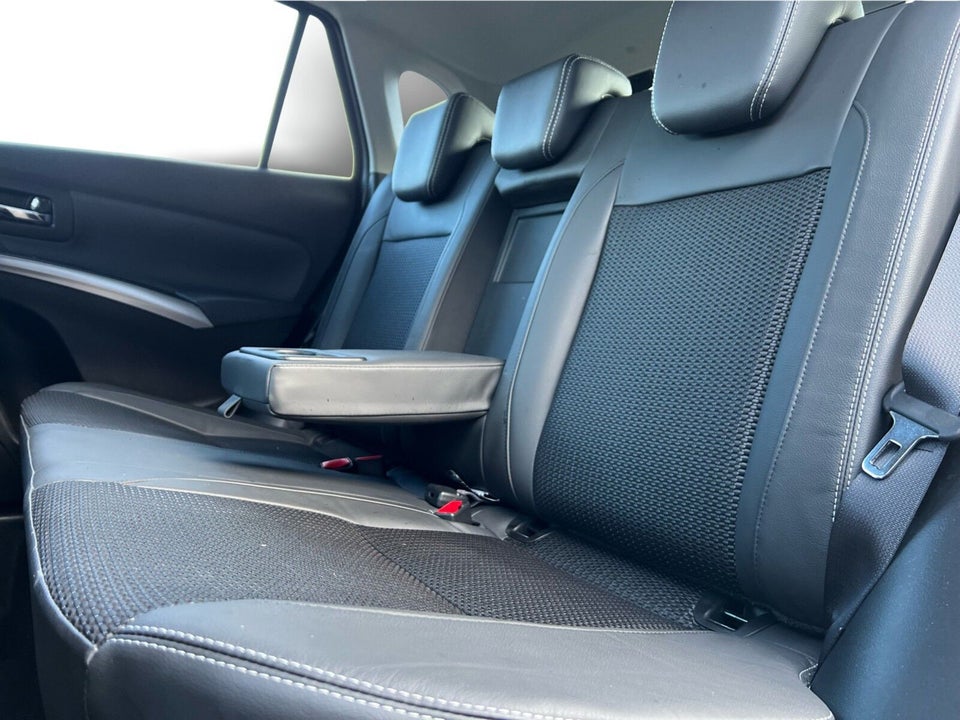 Suzuki S-Cross 1,4 mHybrid Exclusive 5d