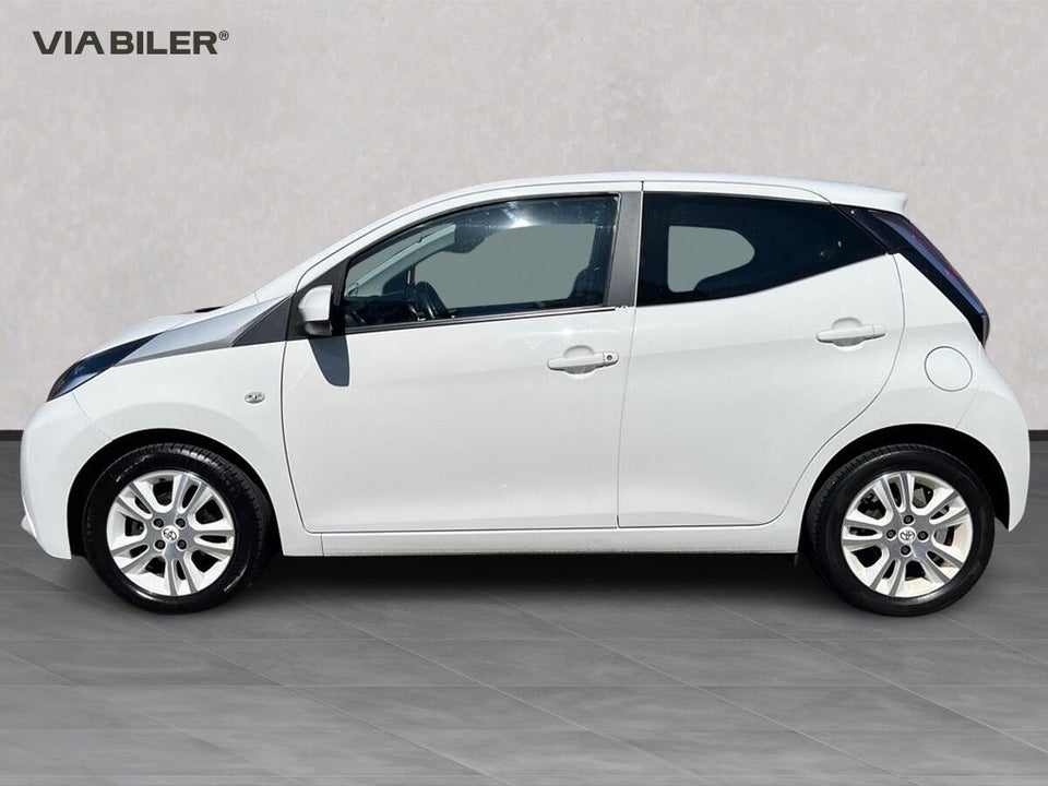 Toyota Aygo 1,0 VVT-i x-pure 5d