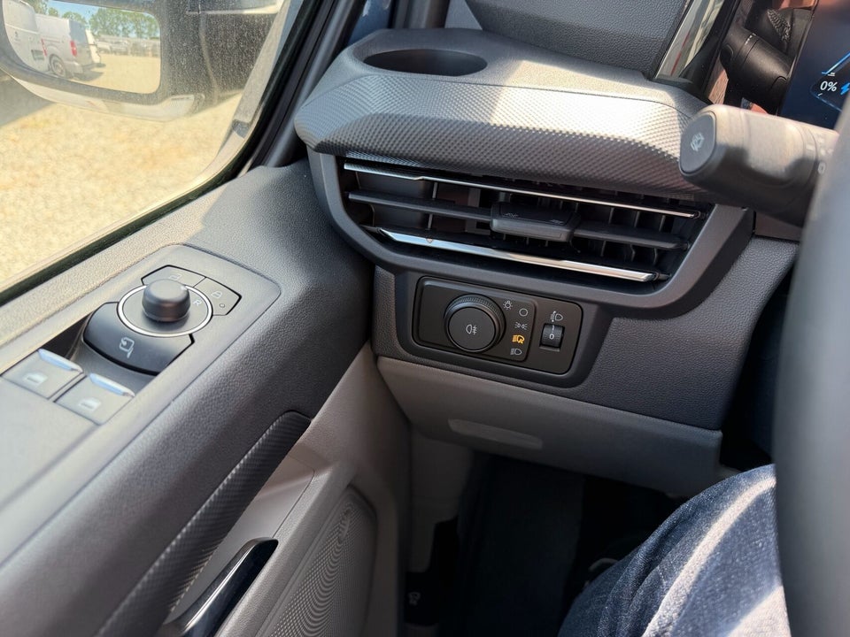 Ford E-Transit Custom 320 L1 71 Limited