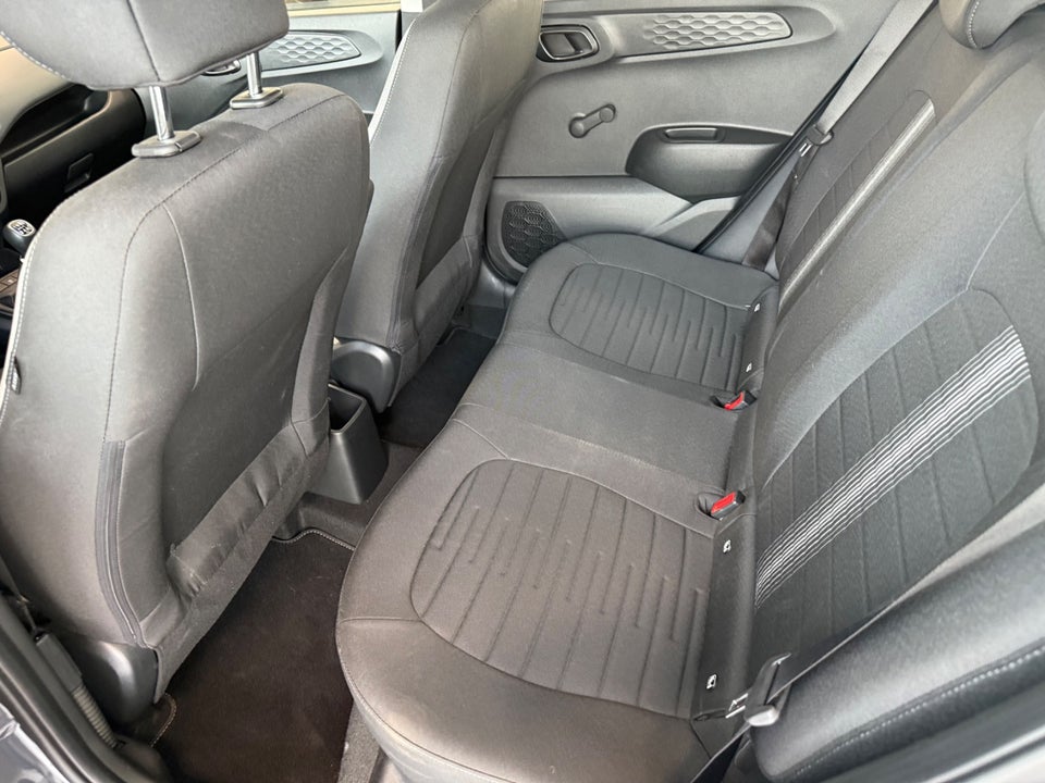 Hyundai i10 1,0 MPi Essential 5d