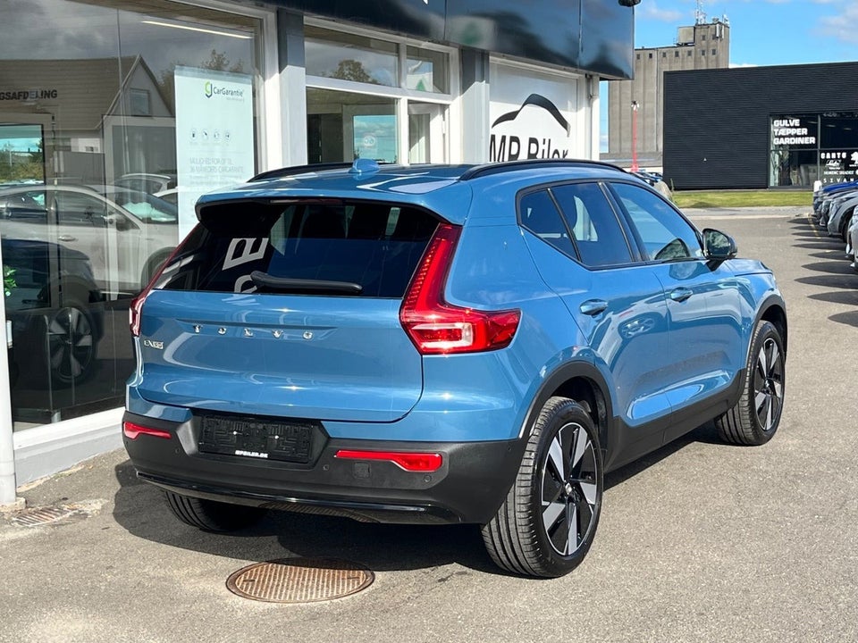 Volvo EX40 Twin Performance Plus 5d