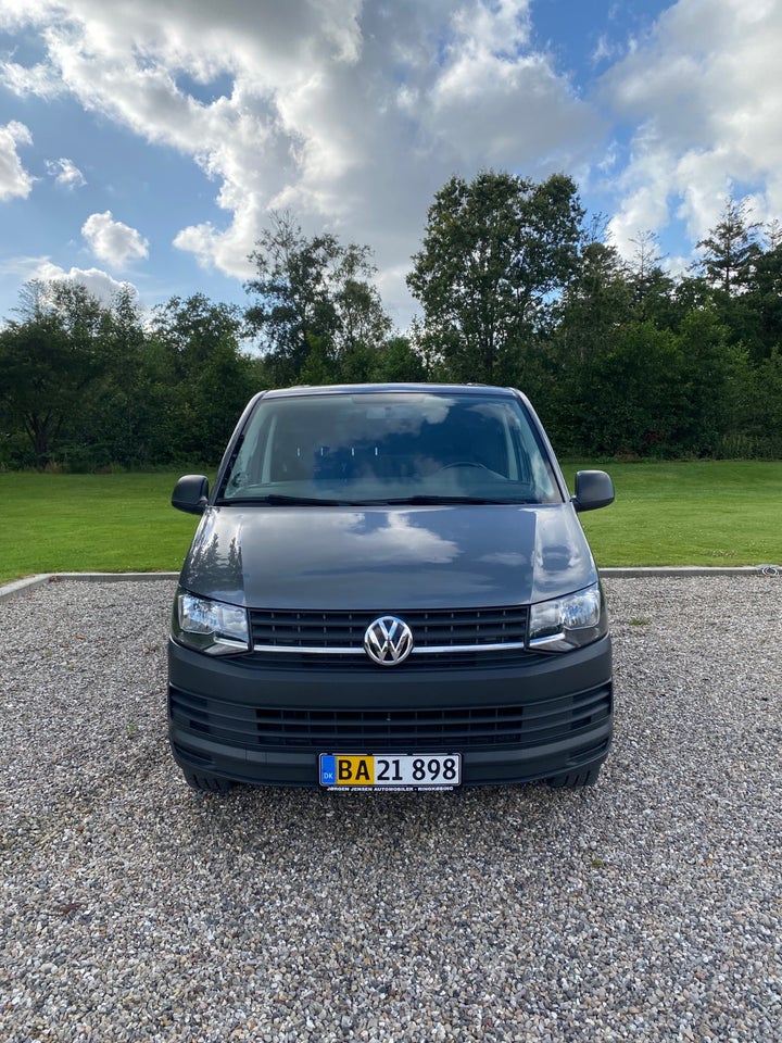 VW Transporter 2,0 TDi 140 Kassevogn DSG kort