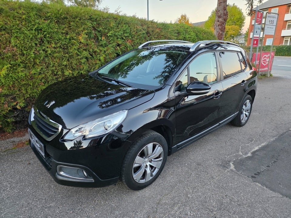 Peugeot 2008 1,2 VTi 82 Active 5d