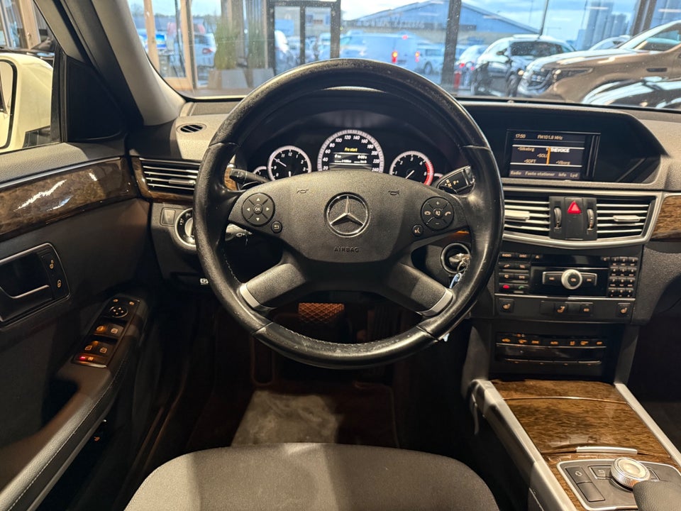 Mercedes E200 2,2 CDi aut. BE 4d