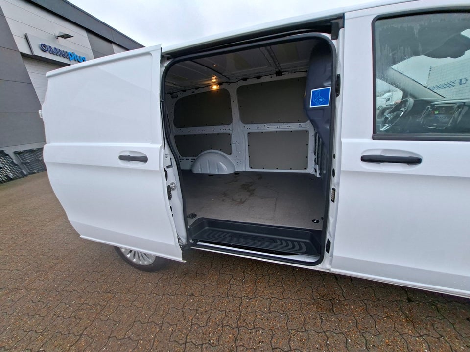 Mercedes Vito 114 2,0 CDi A1 Kassevogn PRO RWD