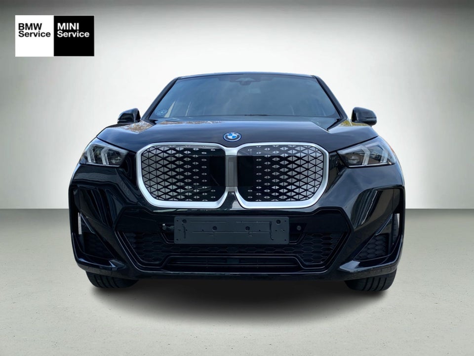 BMW iX1 xDrive30 M-Sport 5d