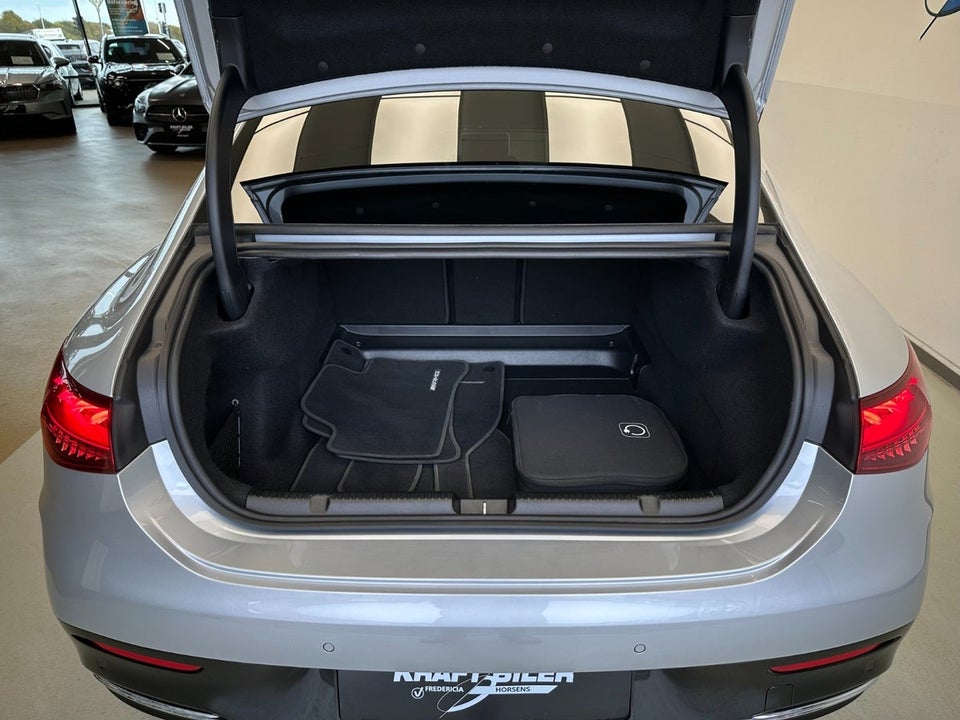 Mercedes EQE350 AMG Edition 4d