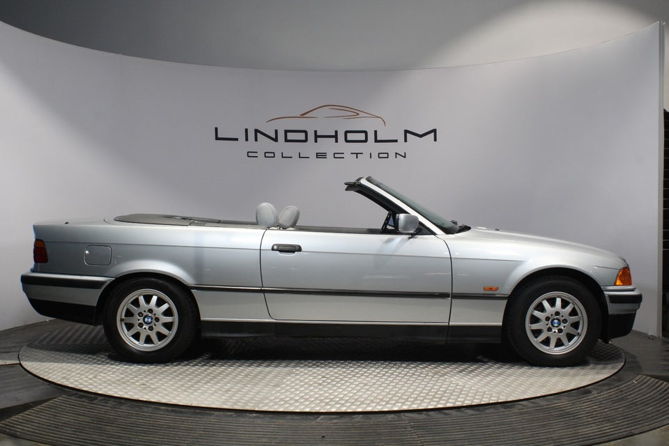 BMW 328i 2,8 Cabriolet 2d