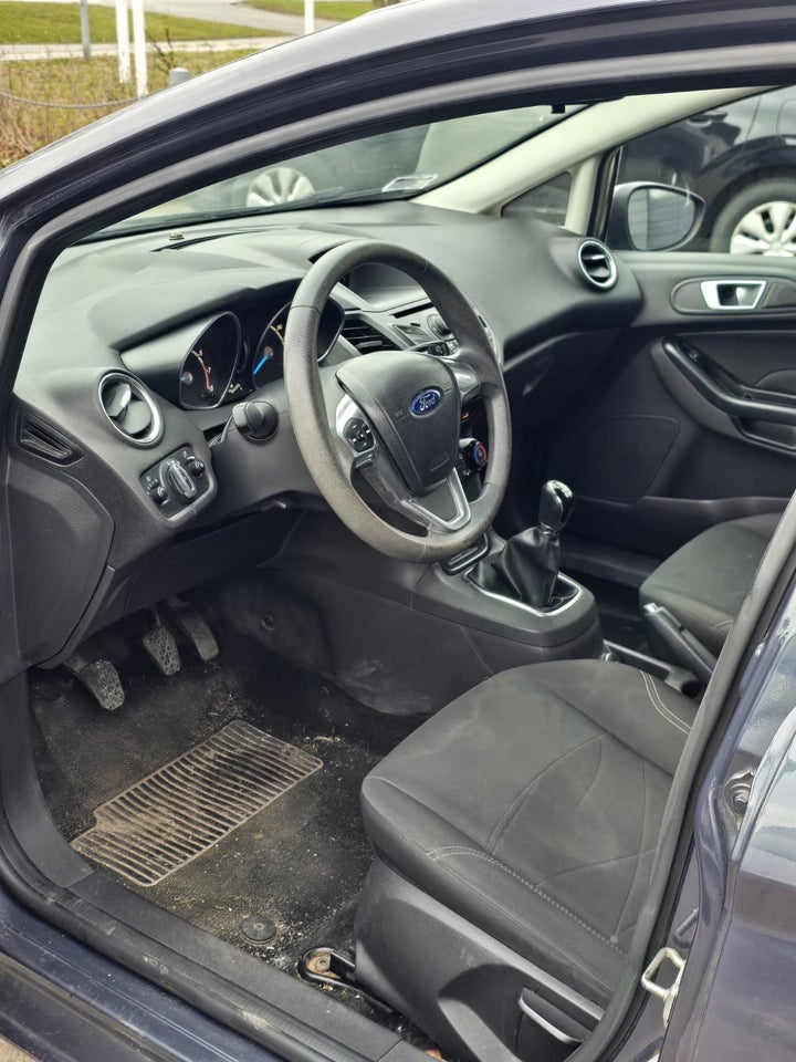 Ford Fiesta 1,0 65 Titanium 5d