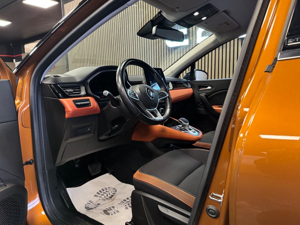 Renault Captur 1,6 E-Tech Intens 5d