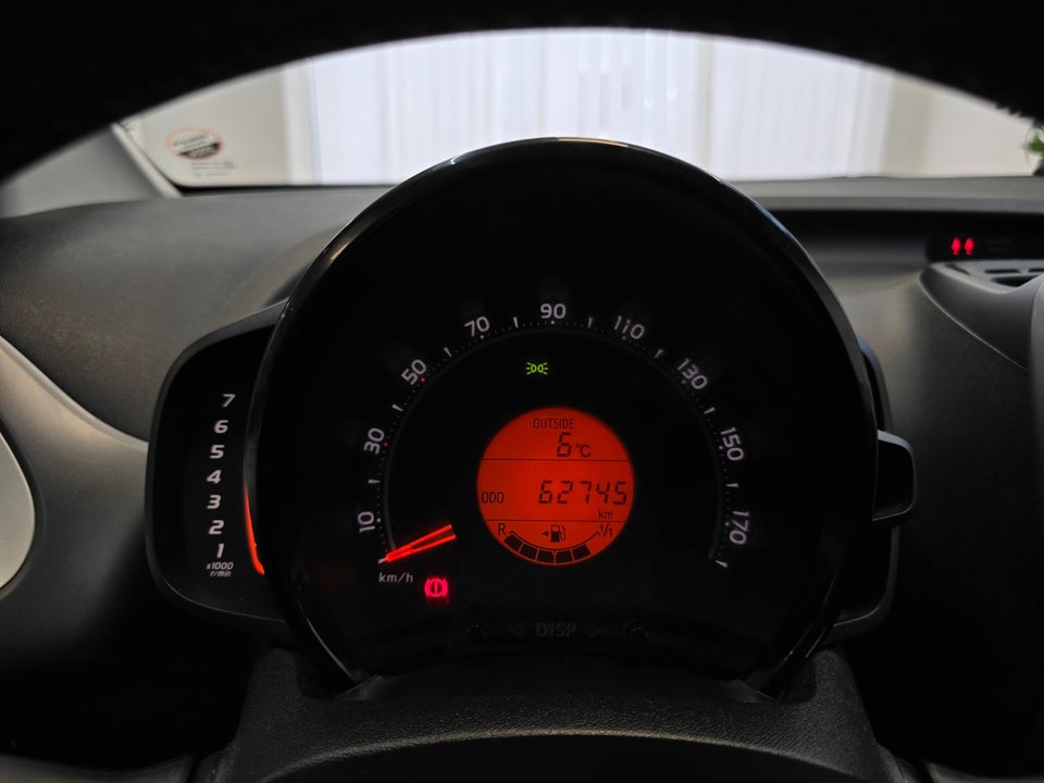 Toyota Aygo 1,0 VVT-i x-cellence 5d