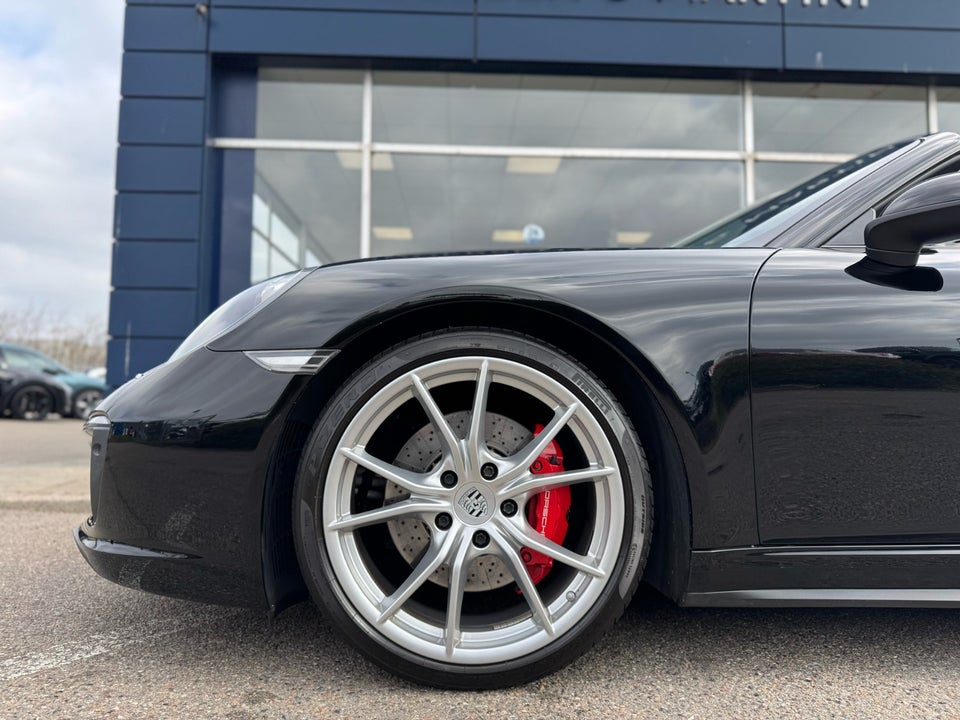 Porsche 911 Carrera 4S 3,0 Cabriolet PDK 2d