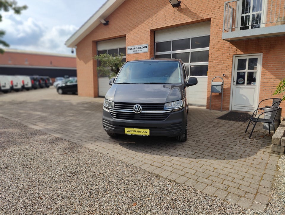 VW Transporter 2,0 TDi 150 Kassevogn DSG lang