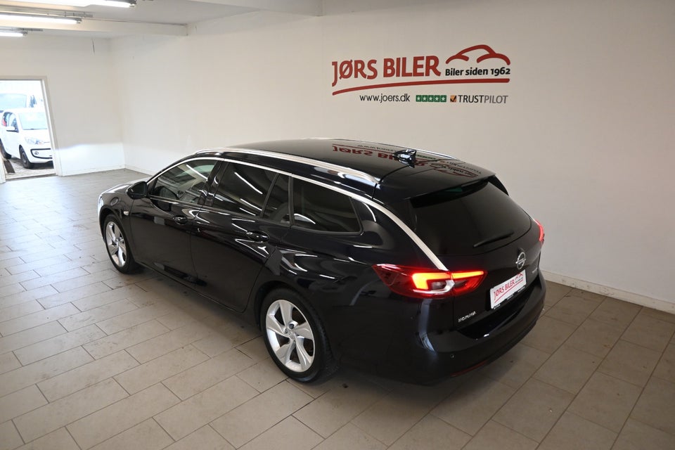 Opel Insignia 1,5 T 165 Dynamic Sports Tourer 5d