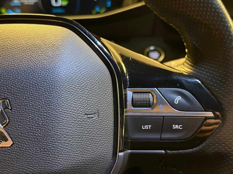 Peugeot e-2008 50 GT Line Electric 5d